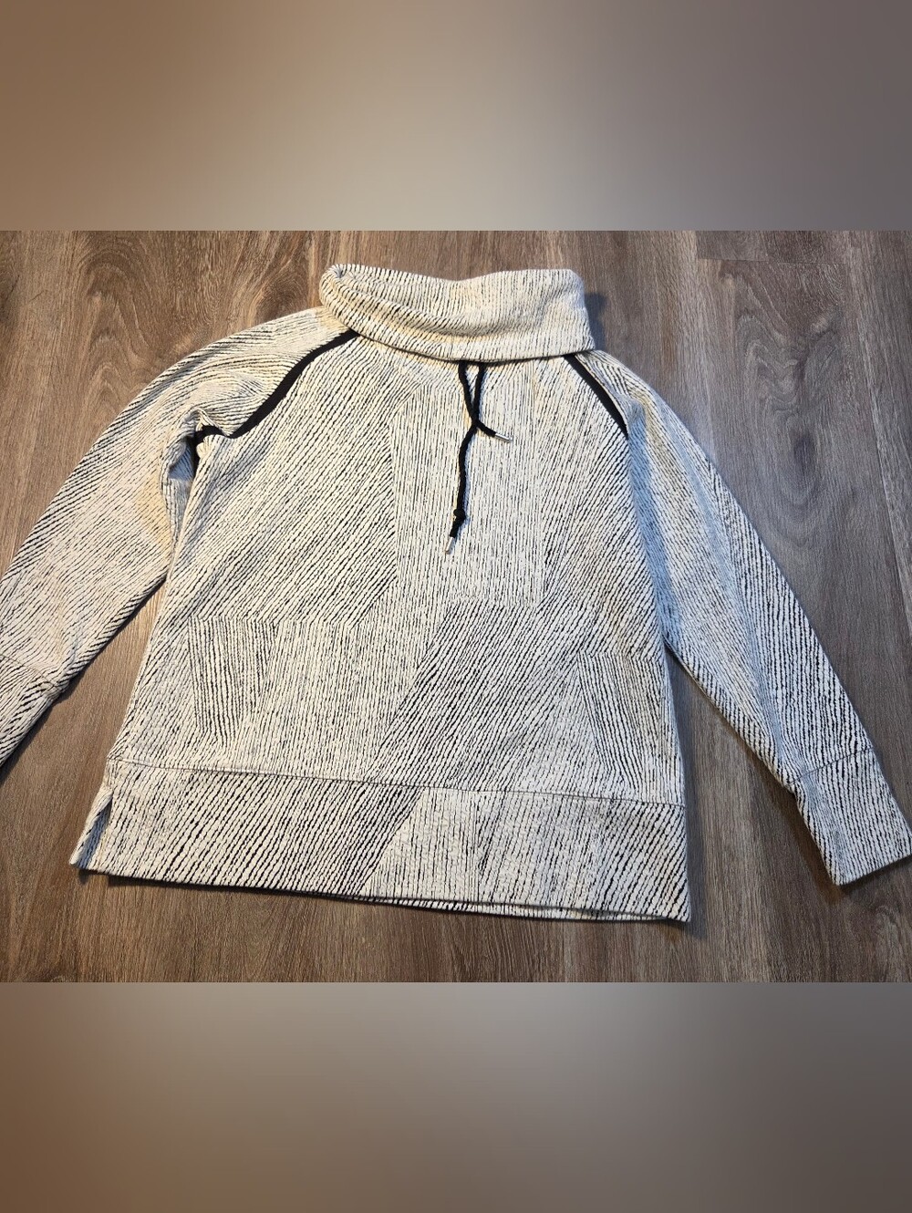 Women's White Black Textured Cowl Neck Pullover Sweatshirt Oversized Cozy
